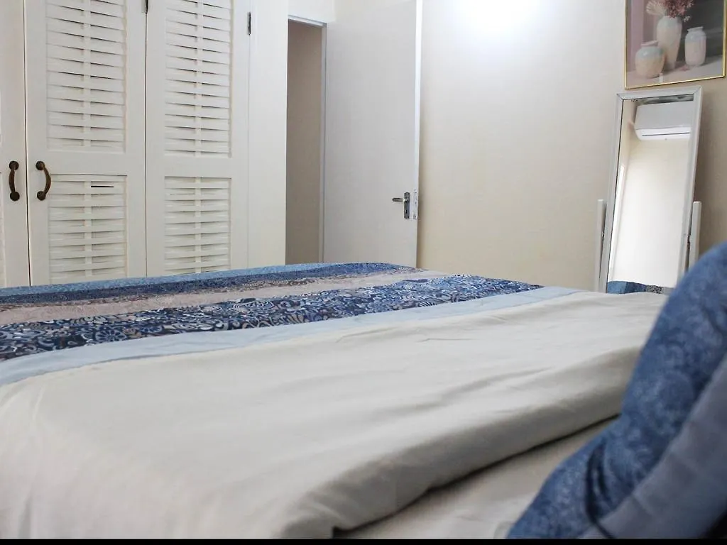 Skycastles Condominiums Ocho Rios 3*,