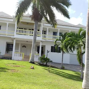 https://coral-gardens-villa.hotelsmontegobay.org